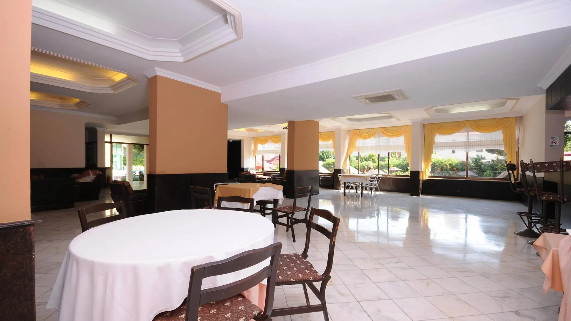 Siesta & Juniper Hotel İçmeler