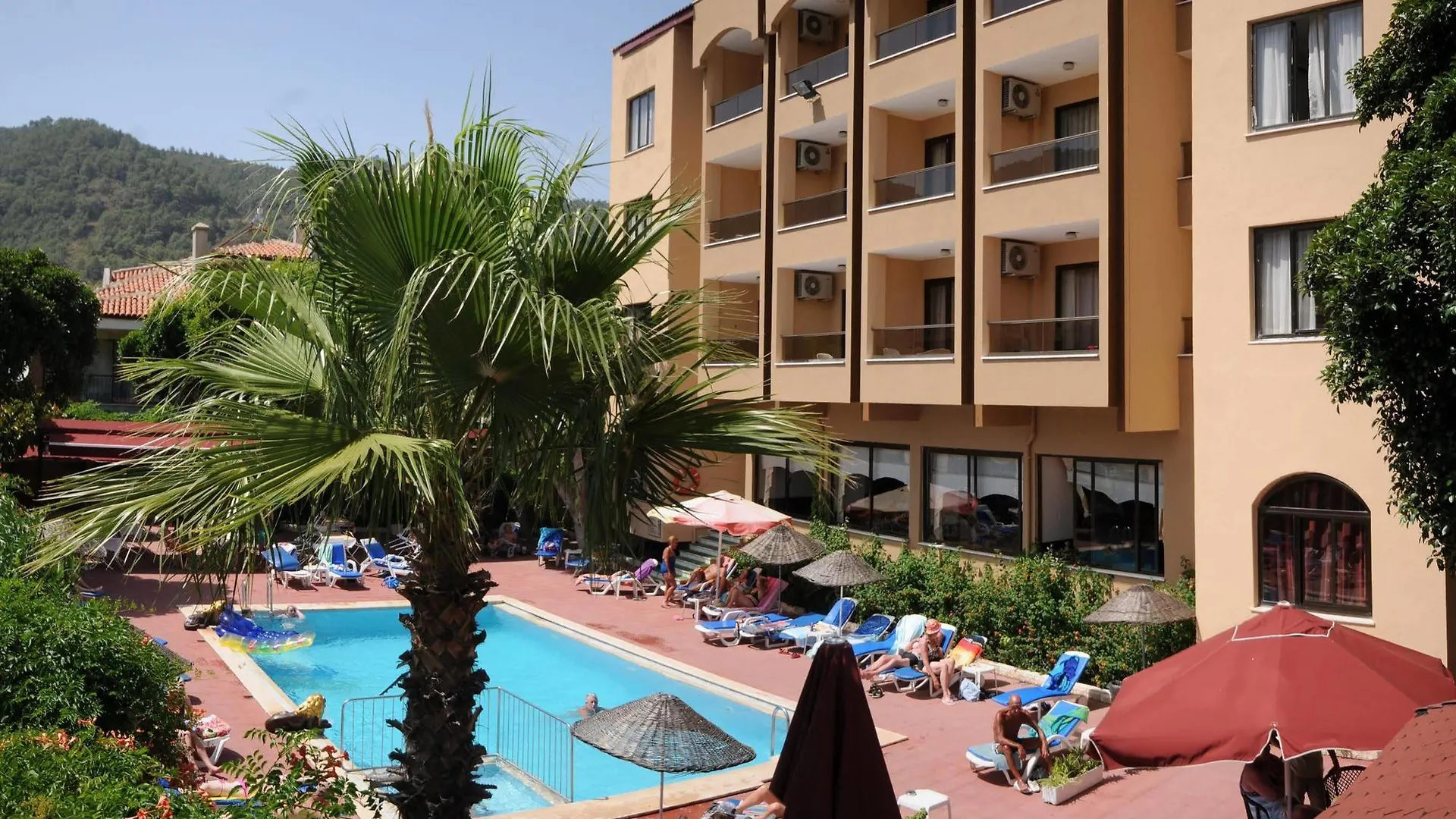 Siesta & Juniper Hotel İçmeler
