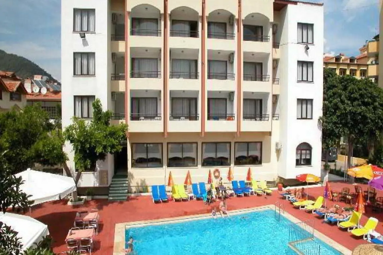 Siesta & Juniper Hotel İçmeler